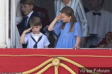 Le prince Louis a volé la vedette sur le balcon du palais de Buckingham
