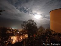 la magie de la lune enchante la terrasse .jpg