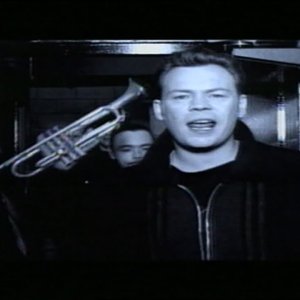 UB40 - (I Can't Help) Falling In Love With You (Remastered 2002)