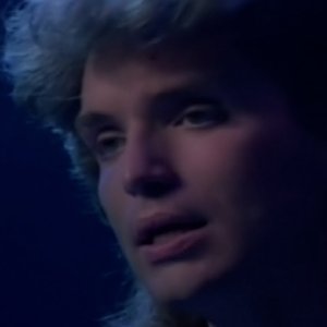 Richard Marx - Right Here Waiting (Official Music Video)