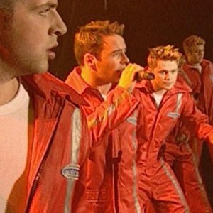 Westlife - Uptown Girl (Top of the Pops 2001)