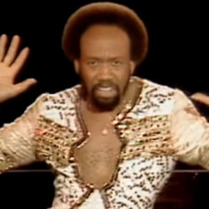 Earth, Wind & Fire - Boogie Wonderland (Official Video)