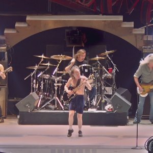 AC/DC - T.N.T. (Live At River Plate, December 2009)