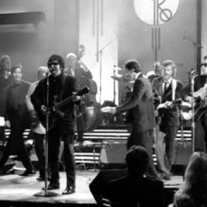 Roy Orbison - Oh, Pretty Woman (from Black & White Night)