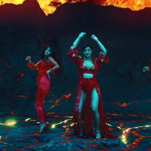 DJ Snake - Taki Taki ft. Selena Gomez, Ozuna, Cardi B (Official Music Video)