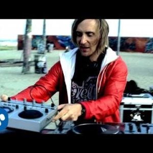 David Guetta Feat. Kelly Rowland - When Love Takes Over (Official Video)