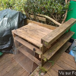 Capitaine Jack améliore le meuble pour barbecue (2).jpg