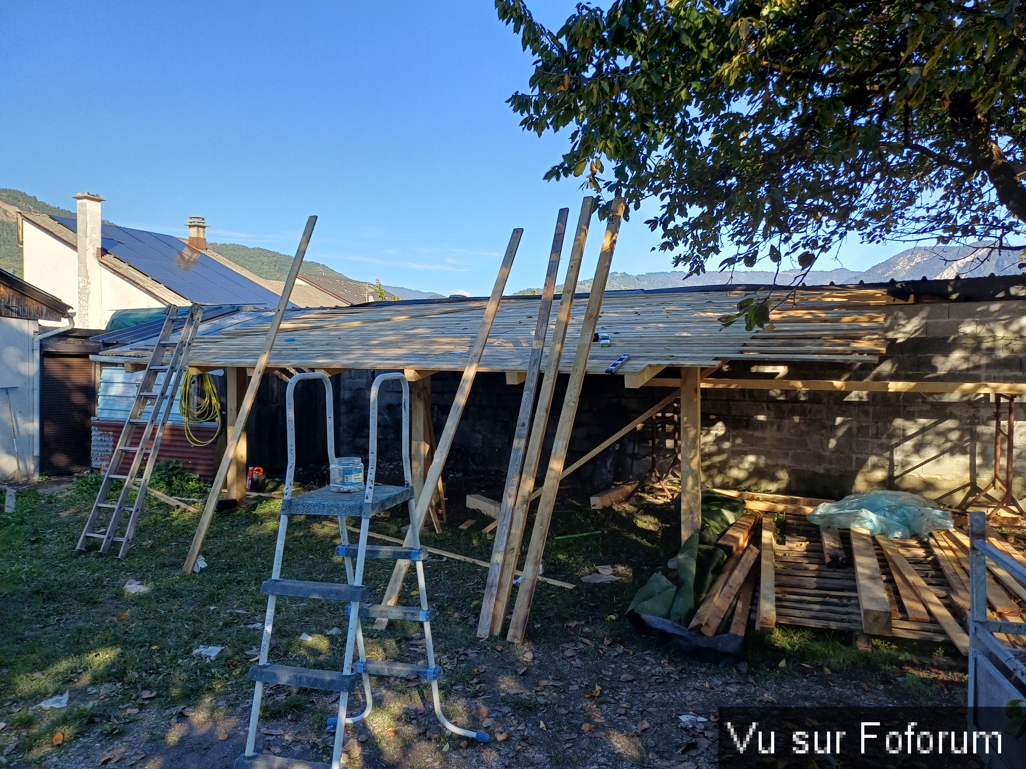 Capitaine Jack charpente presque finie.jpg