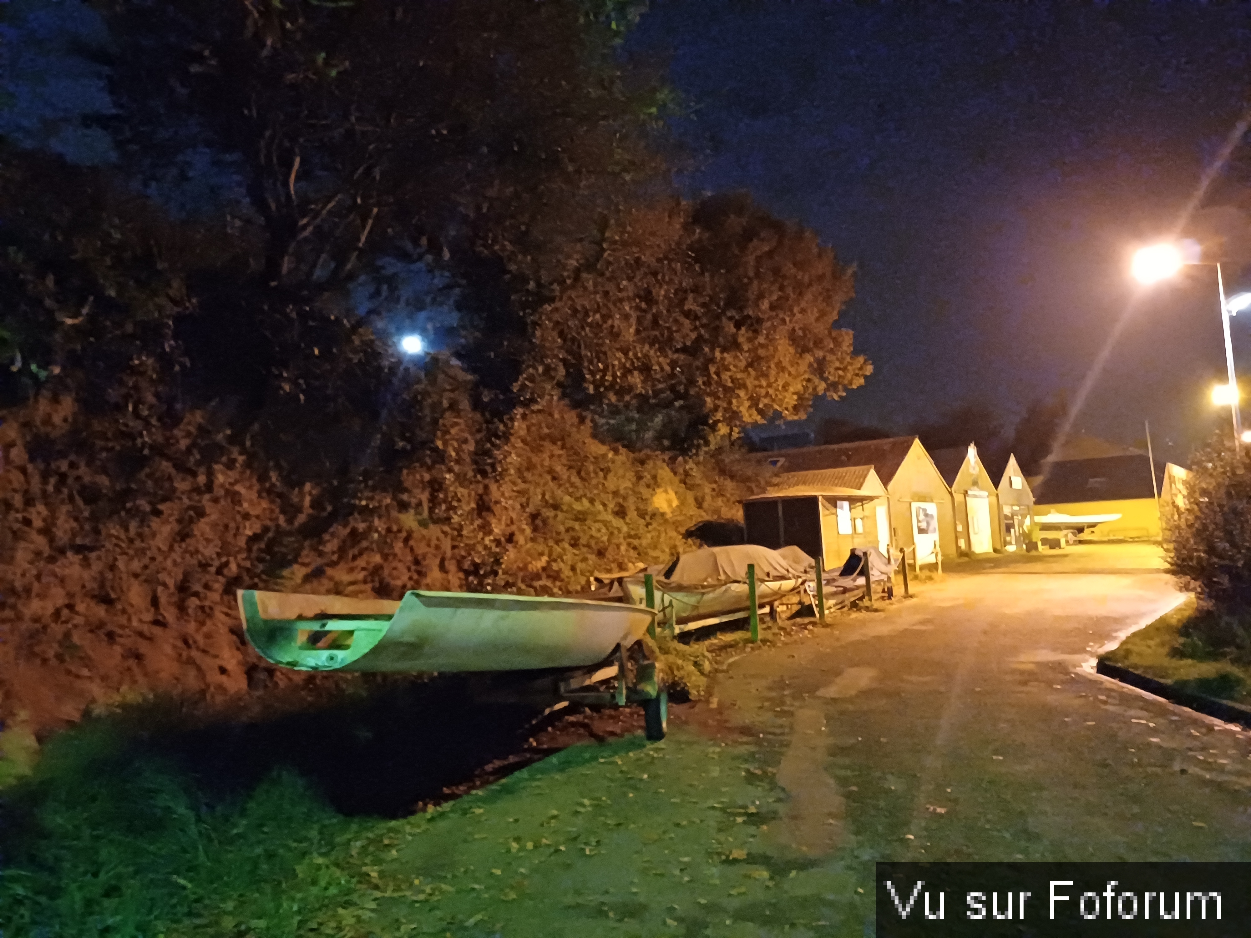 Capitaine Jack en balade port de plaisance Tréboul