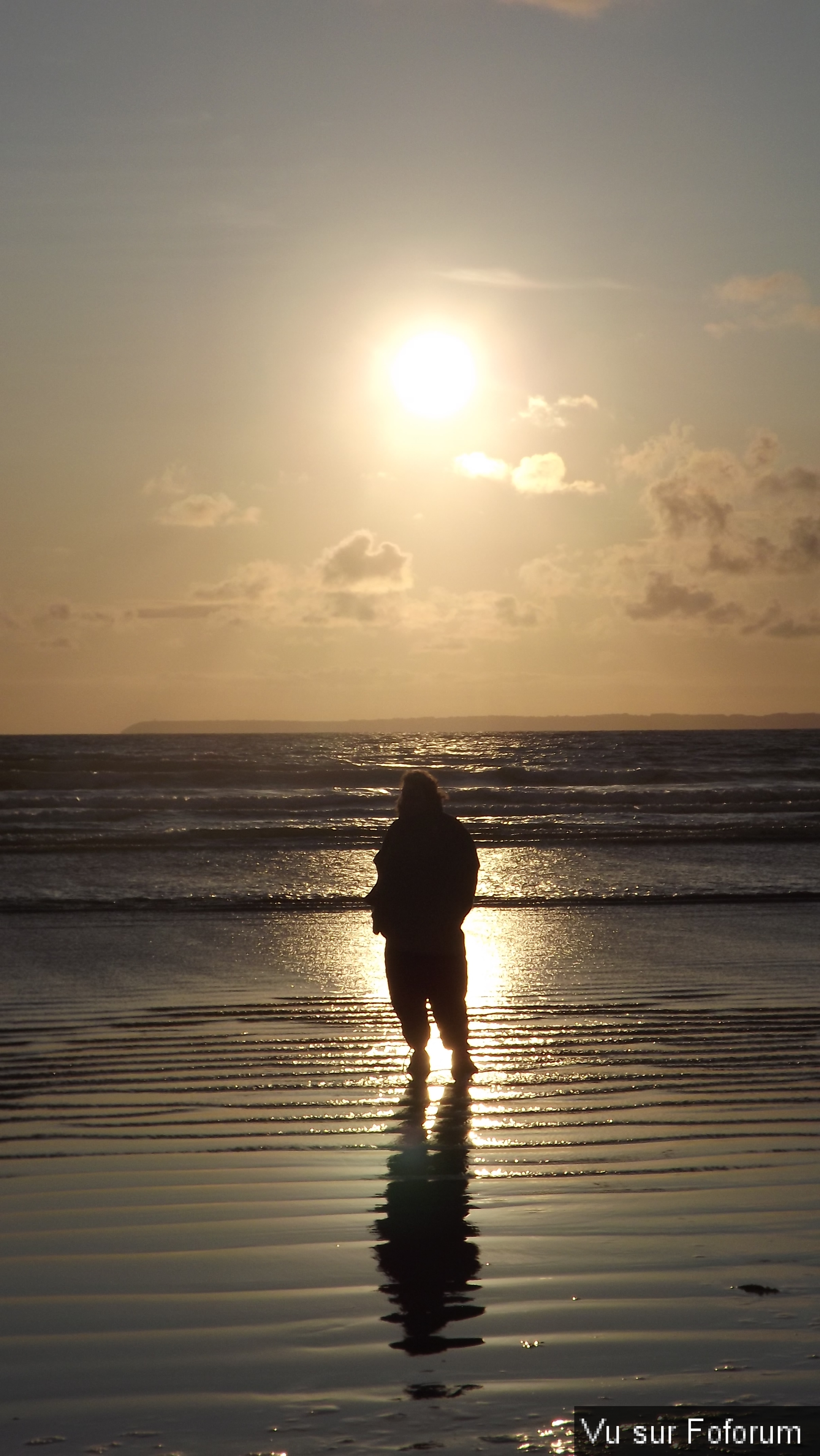 on invente un jeu avec le soleil par capitaine jack (1).JPG