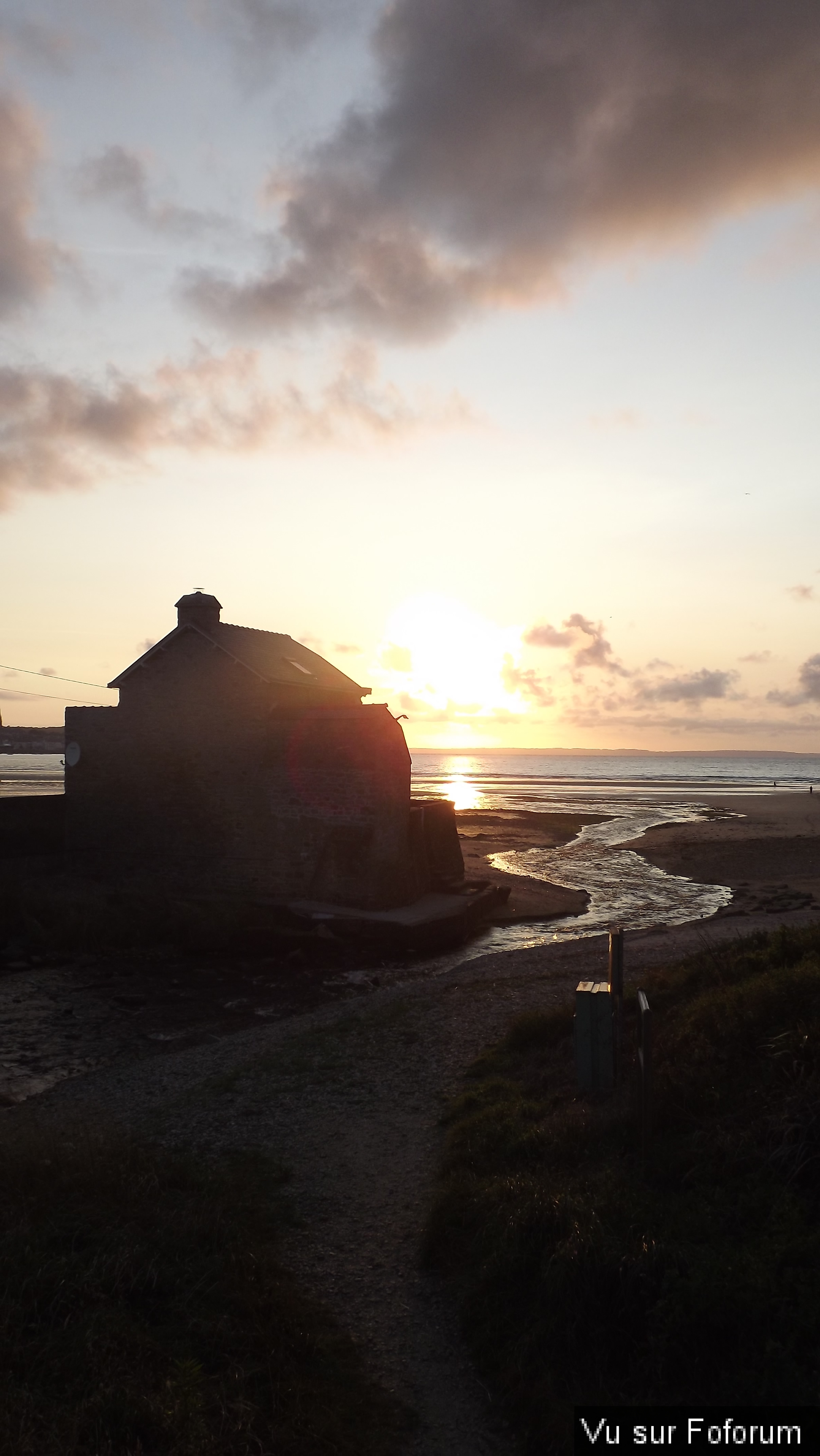 Plage du Ris - Capitaine Jack (1).JPG