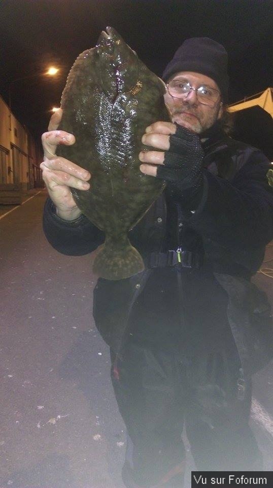 Un beau Carrelet pêché à Saint-Guénolé - Capitaine Jack